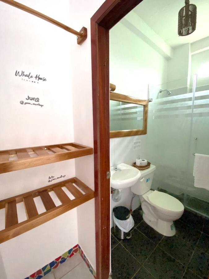 Whale House Hotel ปูแอร์โตโลเปซ ภายนอก รูปภาพ
